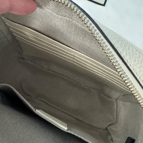 NEW GUCCI GG Canvas Bree Crossbody Bag with Leather trim - Picture 4 of 8